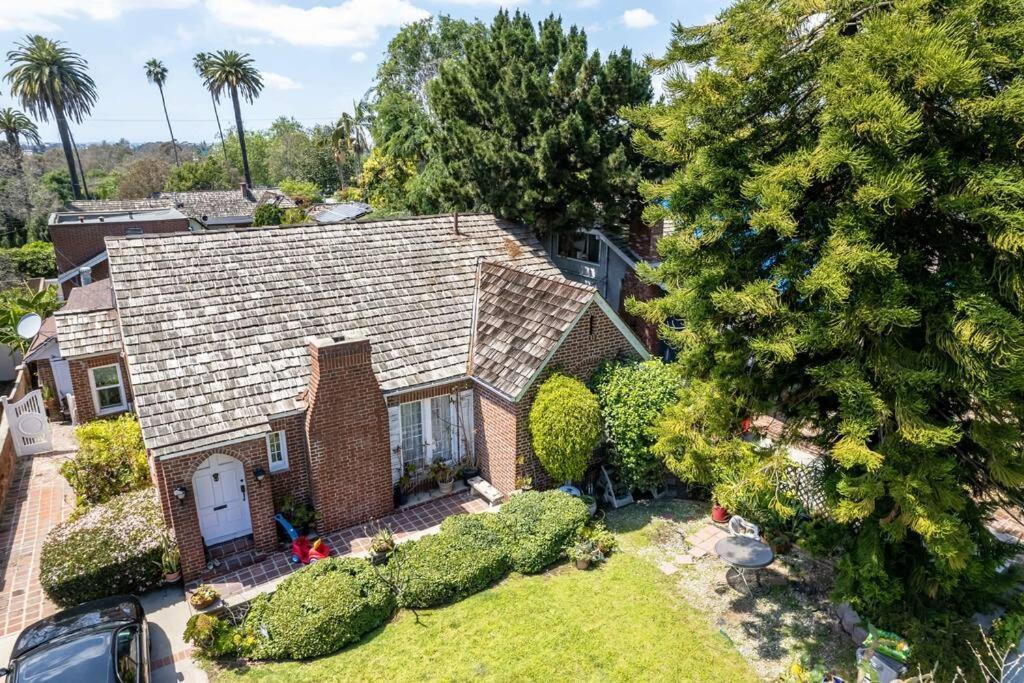 100-Year-Old Cozy Brick Cottage Long Beach Exteriér fotografie